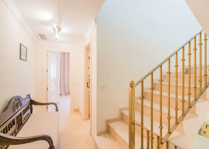 Aloha Gardens Townhouse Apartament *